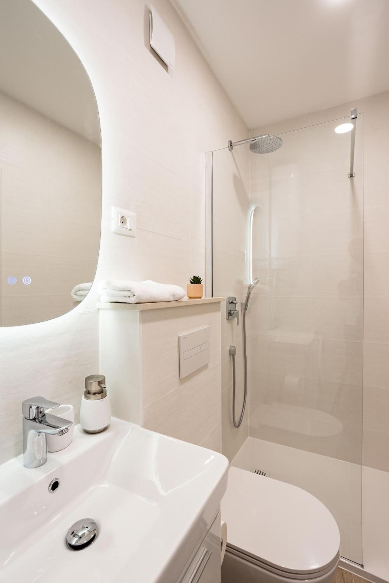 Luxury City Center House สปลิท ภายนอก รูปภาพ